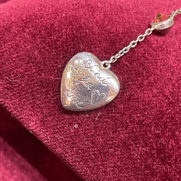 Gucci Blind For Love Heart Earrings Sterling Silver - Picture 2 of 4